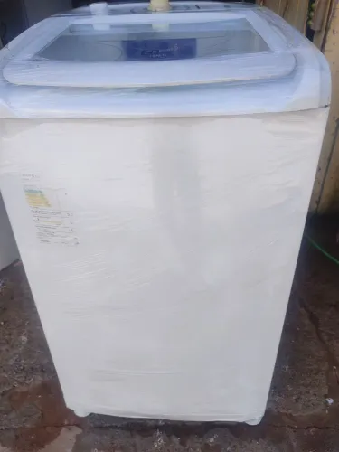 Máquina de lavar roupa Electrolux 8 kg funcionando perfeitamente bate lava e centrífuga en
