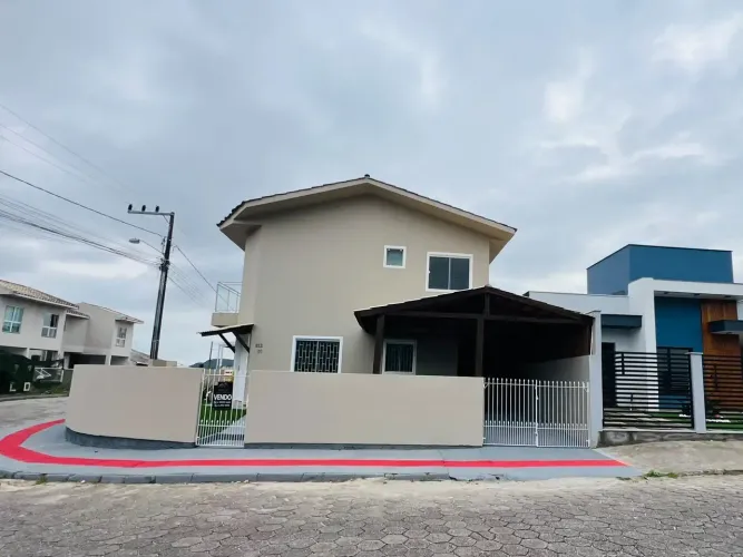 SOBRADO DE ESQUINA | 2 DORMITÓRIOS | 2 BANHEIROS | GARAGEM | FORQUILHINHAS  SÃO JOSÉ/SC