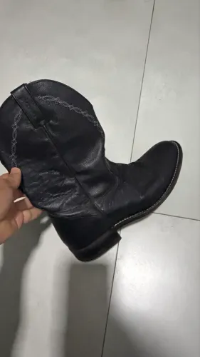 Bota avestruz preta Jacomo
