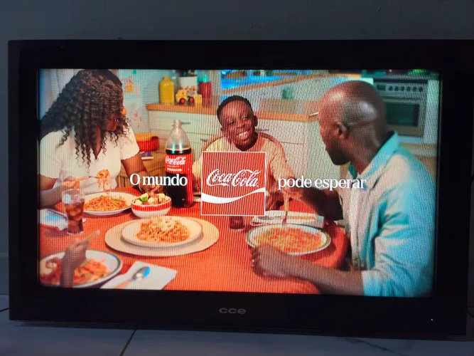 Tv CCE 32' LCD suporte + controle HD+