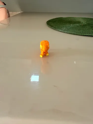 Boneco coleção Jurassic World kinder Joy