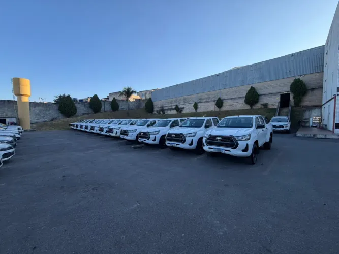 Toyota Hilux CD 4X4 2.8 Diesel Mec. 2024
