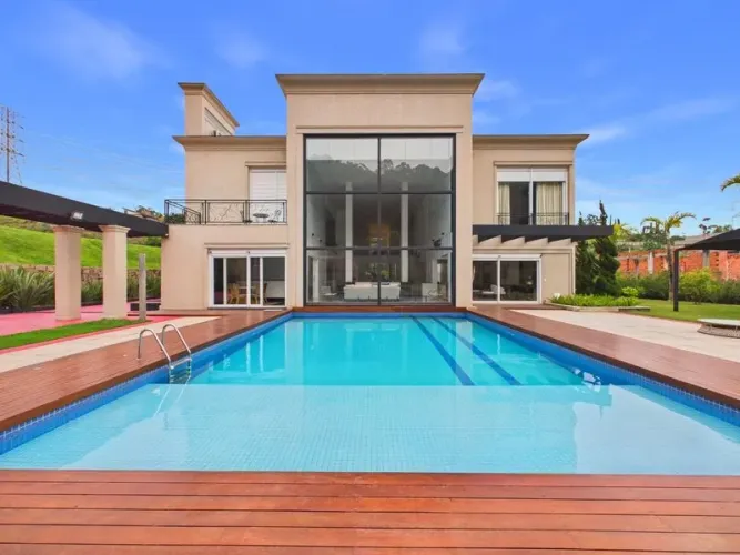 CASA RESIDENCIAL em BARUERI - SP, TAMBORÉ