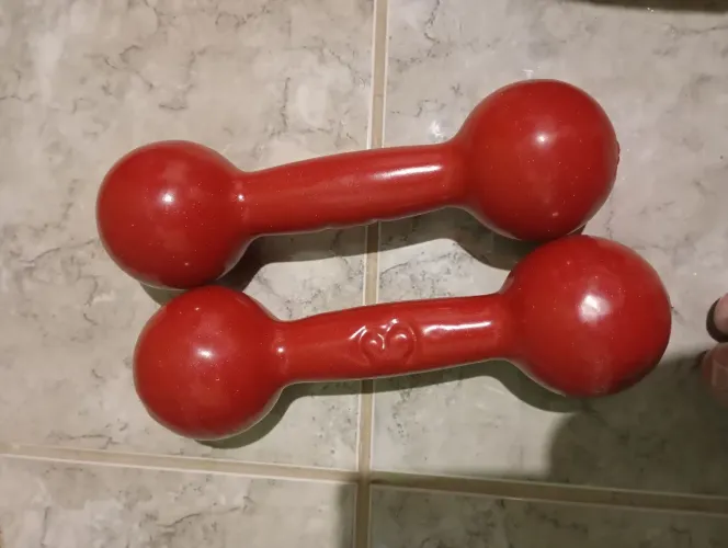 Para de Halter Emborrachado 3kg cada .Academia Clínica E Residência