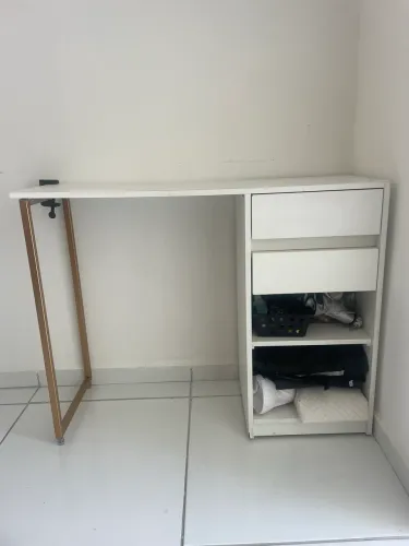Mesinha pra salão ou estudo