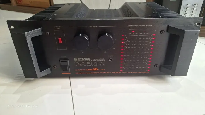 AMPLIFICADOR CYGNUS PA 3.0X  ( Excelente!!! )