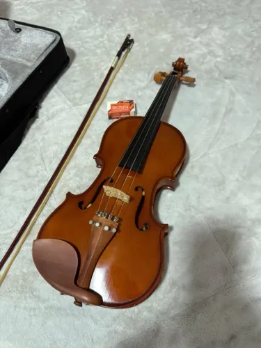 Violino Eagle 4/4 perfeito estado com case
