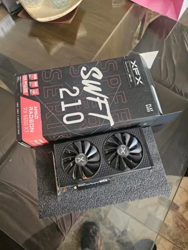 Placa de Vídeo AMD Radeon RX 6650 XT 8GB - Excelente Estado