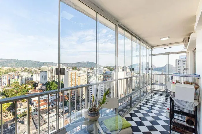 Cobertura Duplex Espetacular a 1 Quadra da Praia 4 Quartos, Área Gourmet e Piscina!