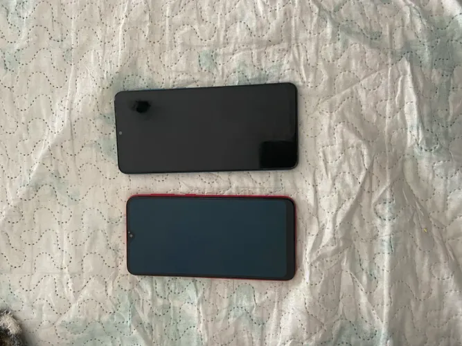 vendo os dois celulares 