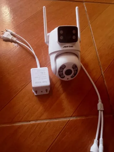 Vendo uma câmera de segurança nova