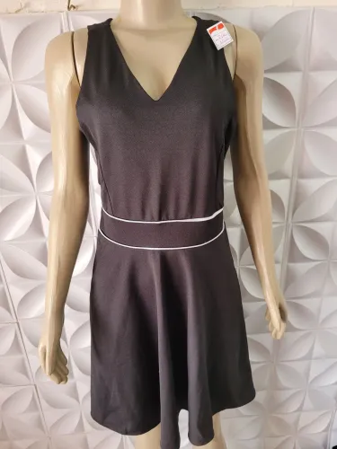 vestido tamanho P/M estica