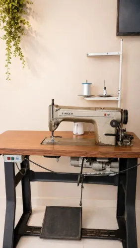 Máquina de Costura Industrial Singer 191 - Completa com Mesa e Motor novo