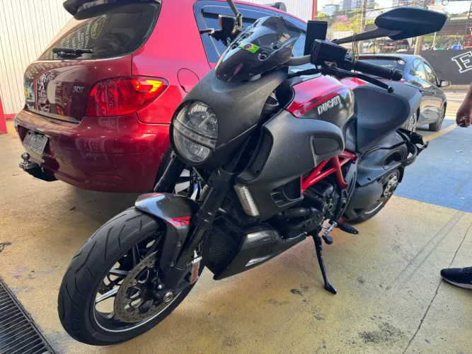 Ducati Diavel Abs 1.200 2014 *** Abaixo da tabela !!!!! Otima Conservacao !!!!