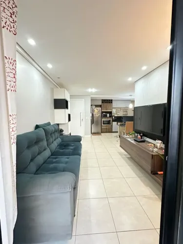 LINDO APARTAMENTO NA PONTA DO FAROL, REFORMADO E PROJETADO, 2 QUARTOS, PERTO DA PRAIA LITO