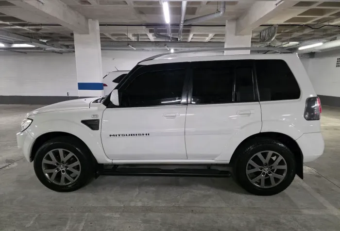 Mitsubishi Pajero TR4 2.0 Flex 16V 4X2 Aut. 2015