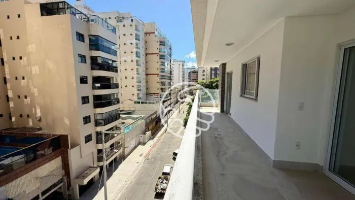 Apartamento com 3 quartos para alugar na Praia do Morro em Guarapari/ES