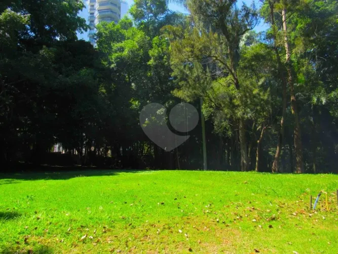 Loteamento à venda em Alto da Boa Vista, São Paulo - SP