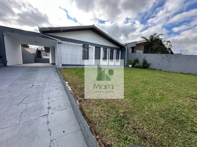 Casa com 5 dormitórios à venda, 200 m² por R$ 895.000,00 - Uberaba - Curitiba/PR