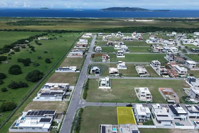 À Venda: Terreno com RGI no Condomínio Terras Alphaville  385,5 m²  Cabo Frio, RJ