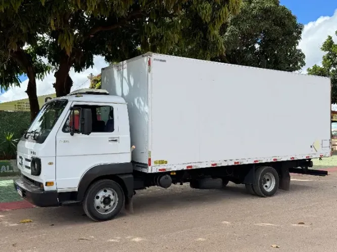 Solução de transporte com segurança em caminhão baú