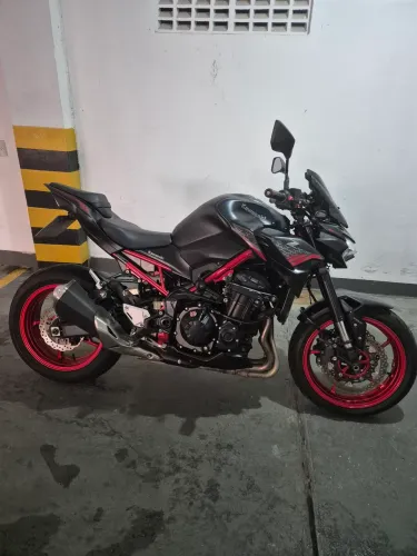 Kawazaki Z900
