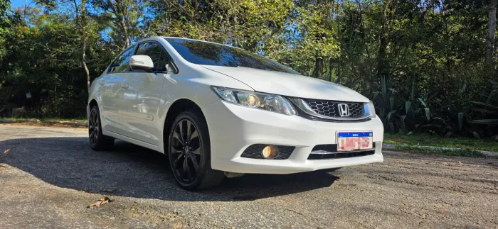 Honda Civic Sedan LXR 2.0 Flexone 16V Aut. 4P 2015