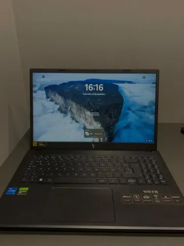 Acer Nitro V15 - 32GB RAM - RTX 3050 - i5-13420H