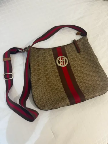 Bolsa Victor Hugo original maravilhosa 