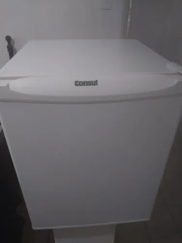 Frigobar cônsul 80 l ótimo entrego 