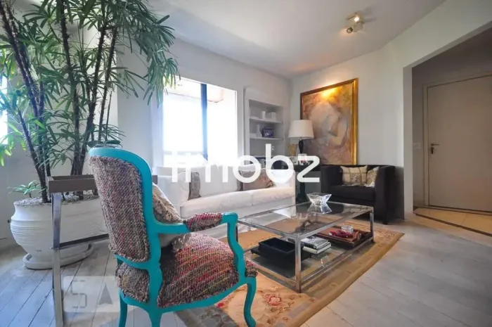 Apartamento à venda na Rua Marie Nader Calfat, 300 - Panamby - São Paulo - SP - CEP: 05713