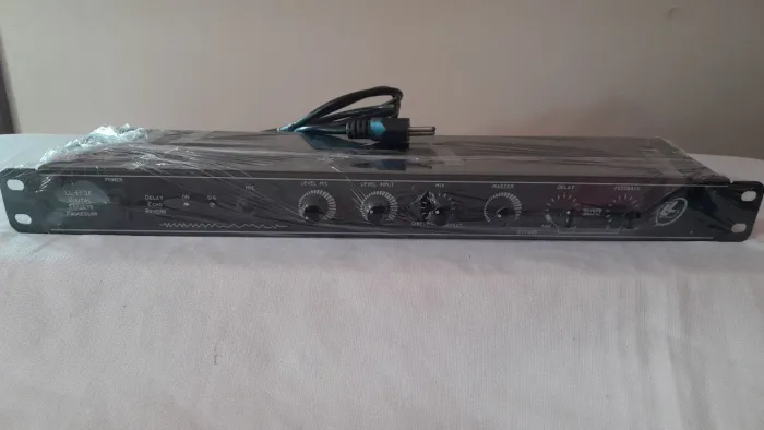 Processador de efeito llef3x LL