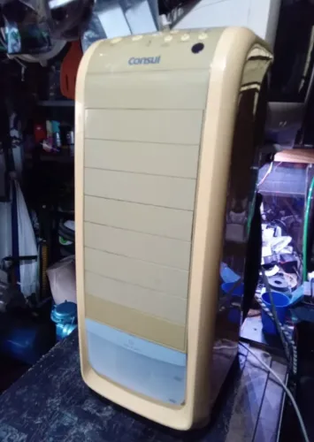 Ventilador, umidificador e climatizador Consul - USADO.