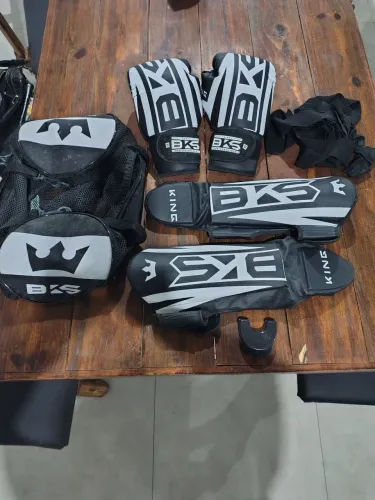 Kit Muay Thai ou kickboxer