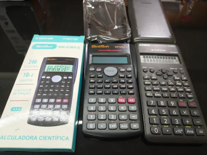 Calculadoras Científicas 240 funções CASIO e MiniMen