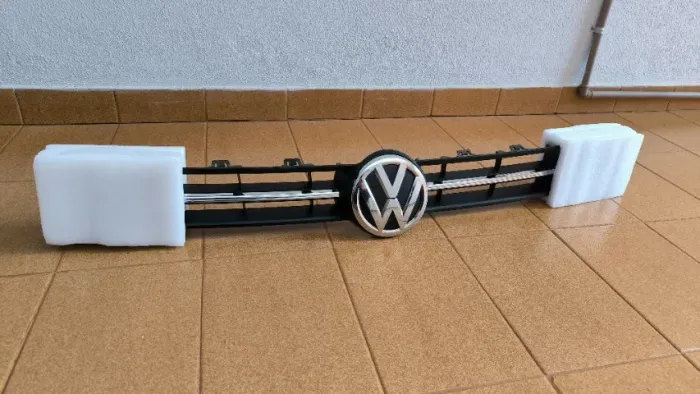 Grade Dianteira Original Volkswagen Polo/Virtus 2018-2022 Friso Cromado