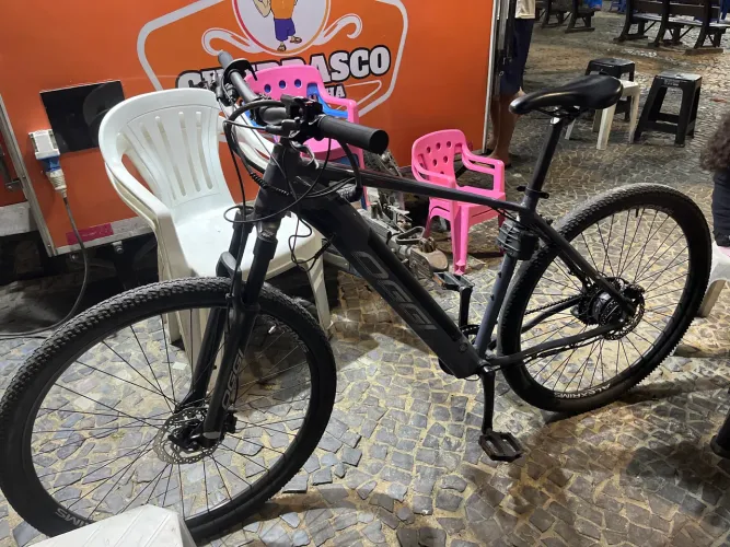 Bike OGGI 8.2 com acelerador