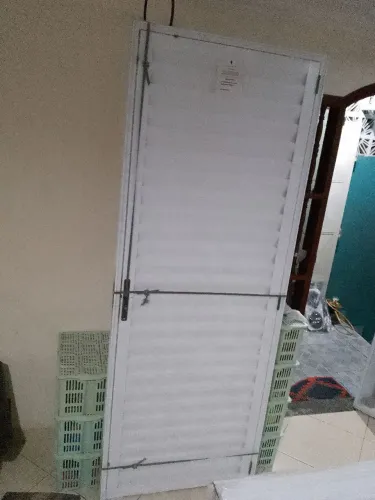 Porta paleta e vitro linha 25