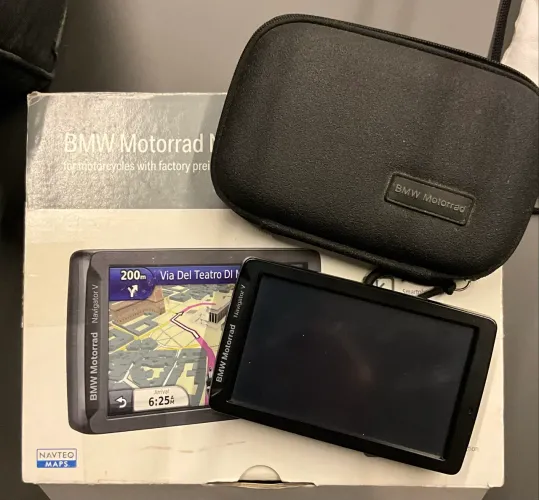 GPS Navigator V, impecável + case e caixa original