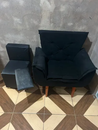 Vendo cadeira de manicure e poltrona 