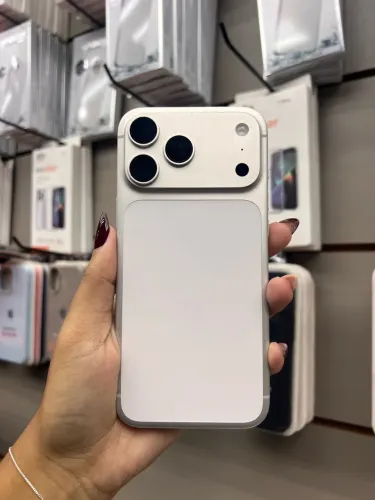IPHONE 17 PRO MAX 256GB SEMINOVO