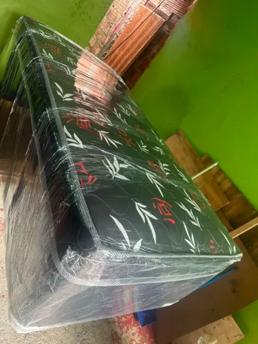 Cama box solteiro de espuma super confortável entrega grátis ?