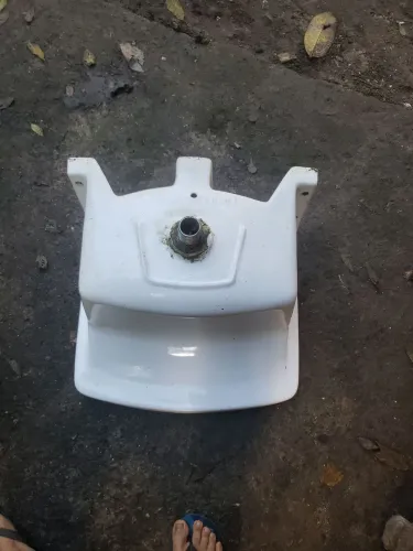 Tanque lavatório