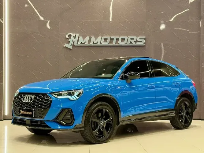 Audi Q3 SPB Perf. Black 2.0 TFSI Tipt. Quat. 2022