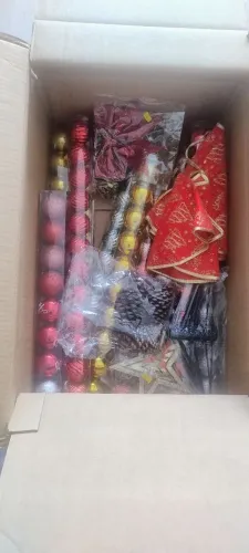 Árvore de Natal com enfeites