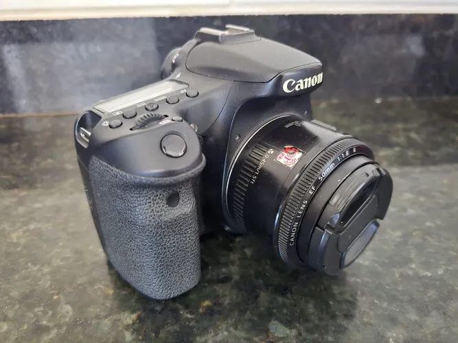 Canon 70D com lente 50mm 1.8