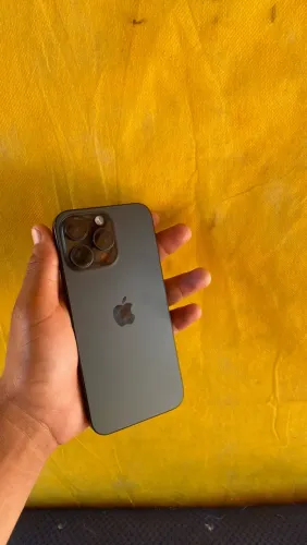 VENDO IPHONE 15 pro max