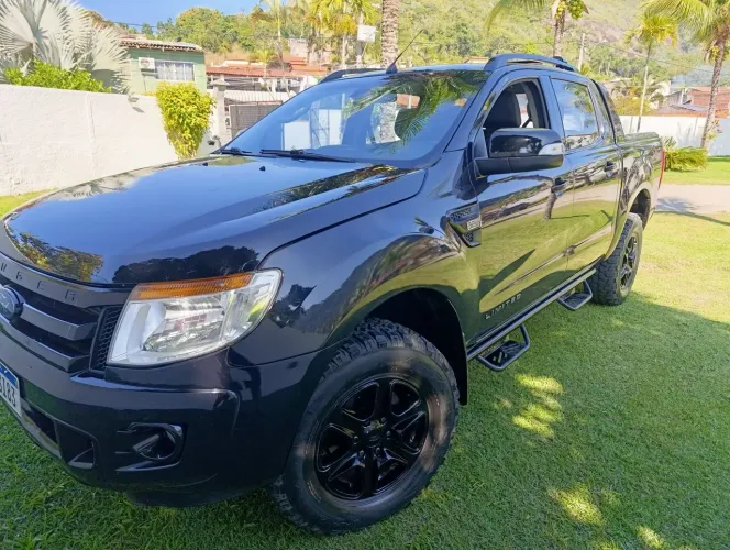 Ford Ranger Limited 3.2 20V 4X4 CD Aut. Dies. 2014