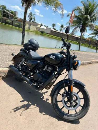 Meteor 350 / Fireball Black - Letícia