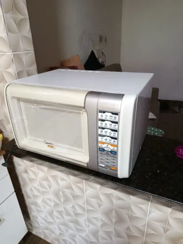 Microondas 31 litros
